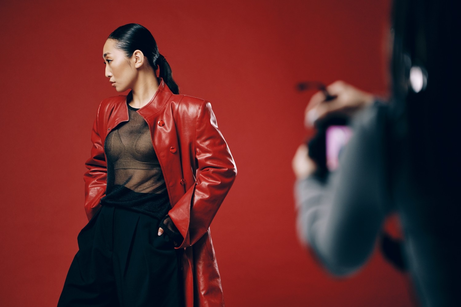 fashion-asian-woman-in-red-leather-jacket-and-blac-2026-01-09-00-31-16-utc.jpg